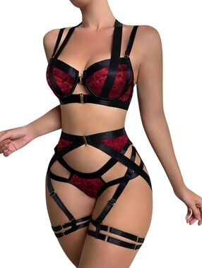 Plus Size Sexy Strappy Velvet Lingerie Set in Burgundy Push-up Garter Womans XXL
